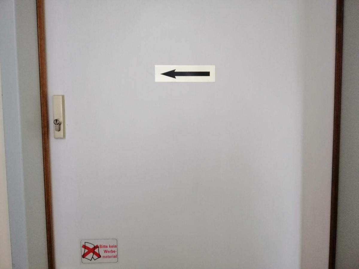Apms Rooms Wina Bagian luar foto